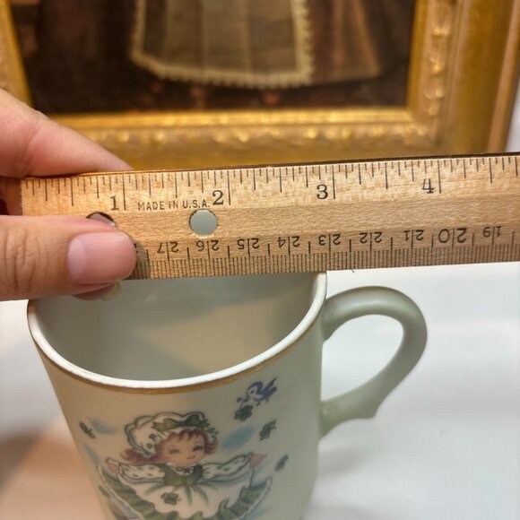 Lefton Vintage Irish Lass Shamrocks & Blue Bird Footed St Patrick's Day Mug 8200 - Picture 9 of 9